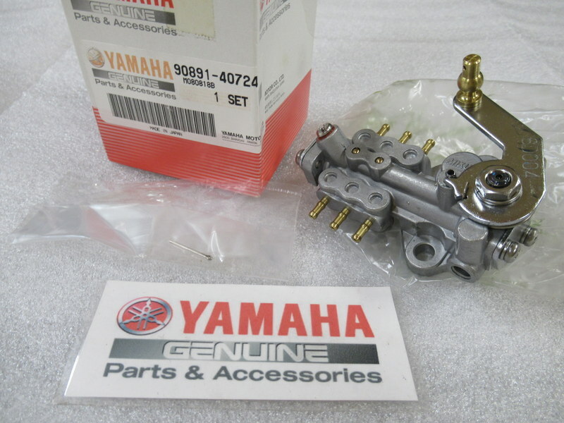 A77 Yamaha Marine 90891-40724 Oil Injection Pump Assembly ​​​​​OEM New Boat Part