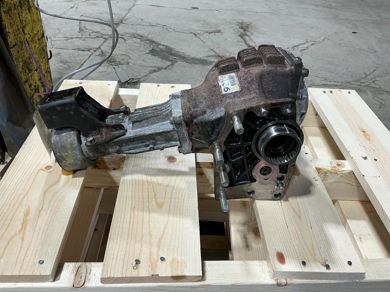 2004-2010 Toyota Sienna Transfer Case AWD 4x4 OEM