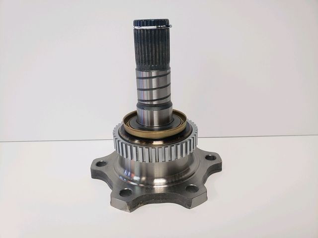 Nissan JDM R32 Rear LH or RH Axle Stub 31 Spline Nismo Late Model Kouki