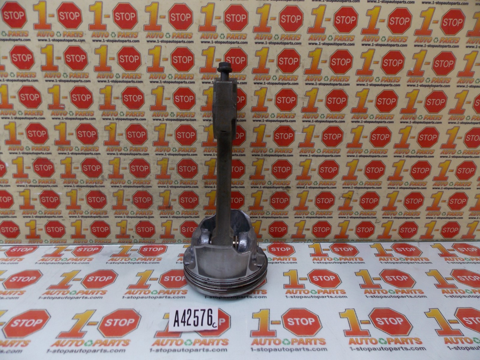 14-25 CHEVROLET SILVERADO 1500 5.3L ENGINE PISTON W/ CONNECTING ROD 12656876 OEM 14-25 CHEVROLET SILVERADO 1500 5.3L ENGINE PISTON W/ CONNECTING ROD 12656876 OEM