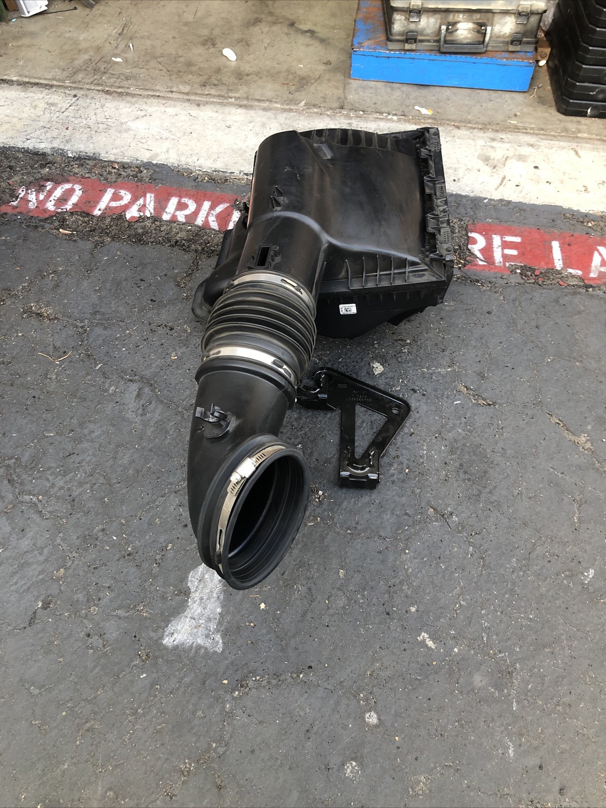 2020-2022 Ford F250/F350/ F450 Super Duty Air IntakeAssembly 2020-2022 Ford F250/F350/ F450 Super Duty Air IntakeAssembly