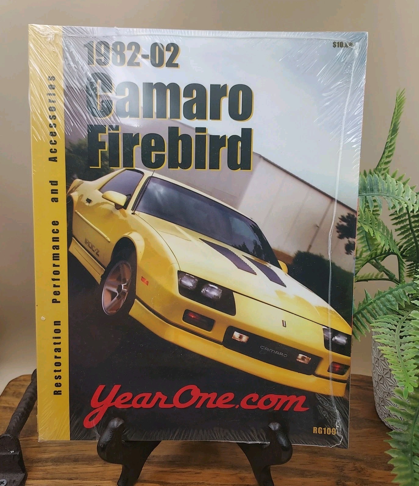Vintage YearOne 1982-02 Camaro Firebird Restoration Catalog RG1091 NOS Sealed