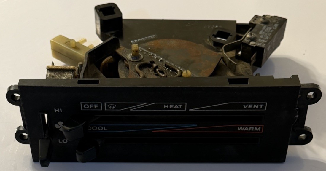 1987-1995 Jeep Wrangler YJ Heater Control GRADE B (TESTED) 