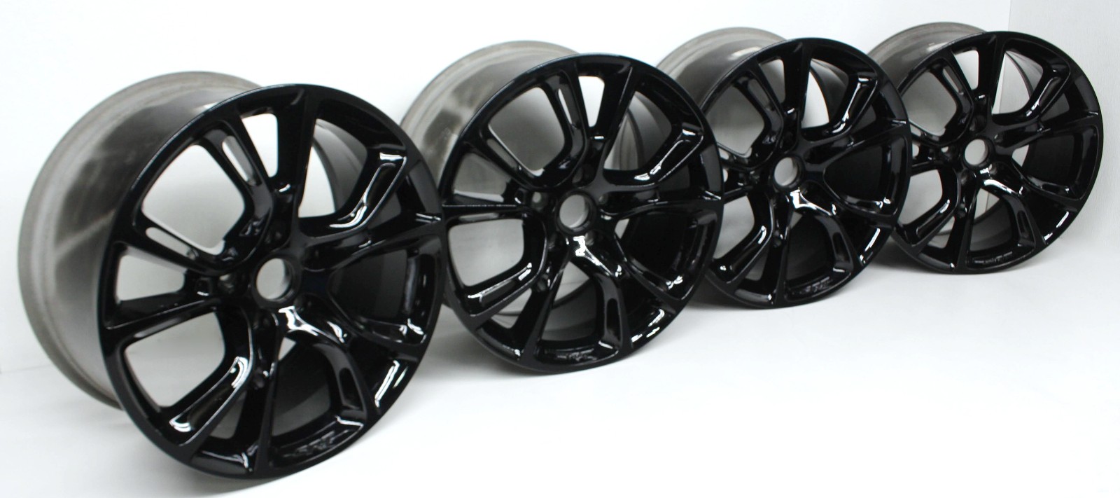 Set of 4 OEM 20 inch alloy wheel For Jeep Grand Cherokee SRT Gloss Black