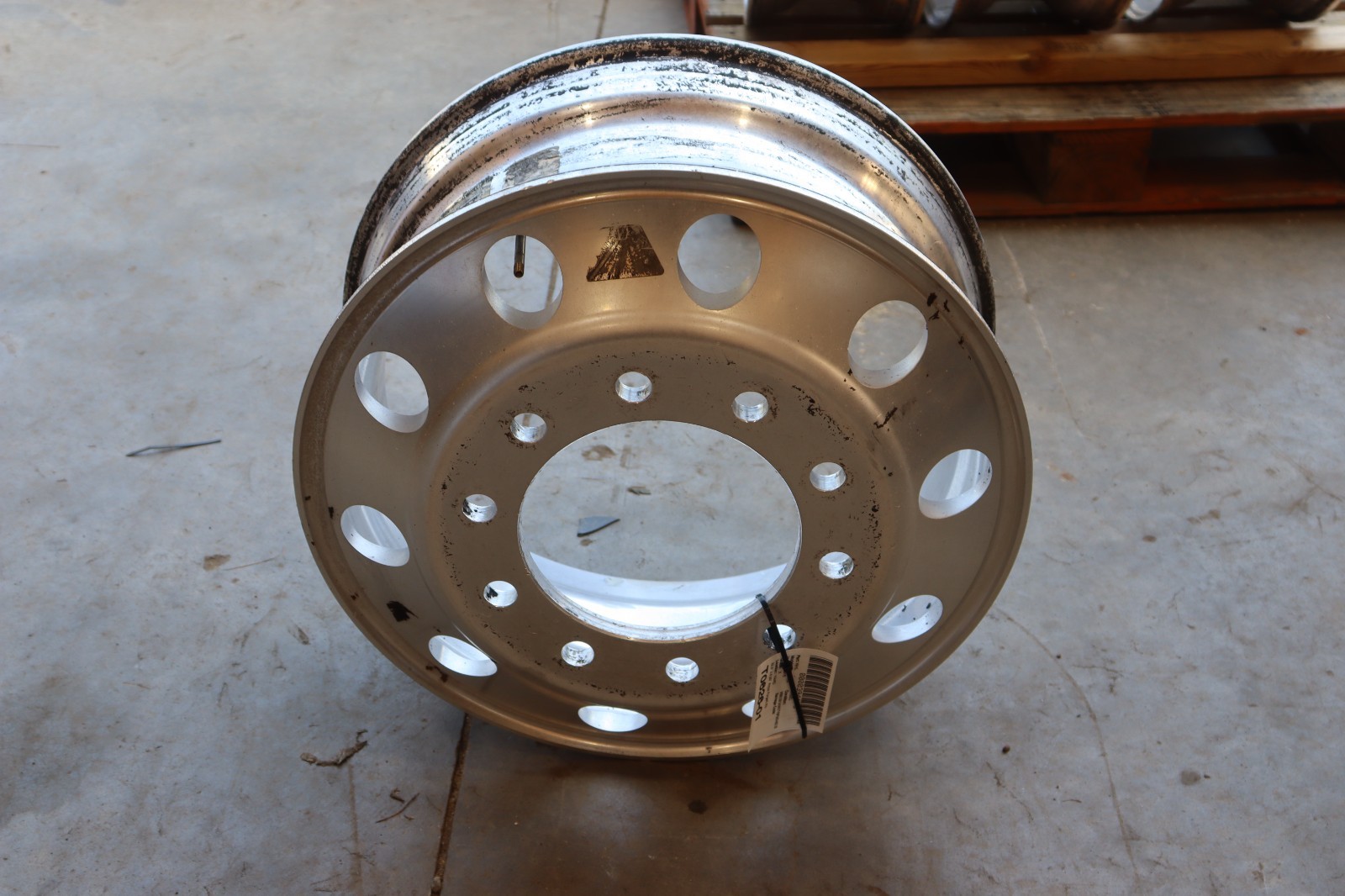 2008-2017 MACK CXU613 WHEEL RIM R 22.5\
