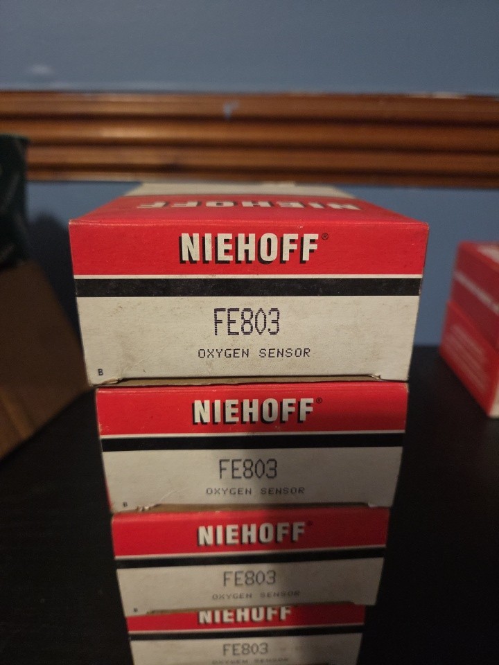 Lot of 4 - Niehoff Oxygen Sensor FE803 CROSS REF AFS21 DELCO 80-88 MONTE CARLO