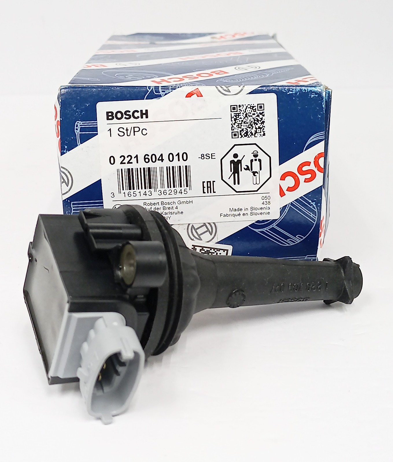 Bosch Ignition Coil 0221604010 for Volvo S40 S60 V70 V50 C70 C30 XC70 V60 04-16