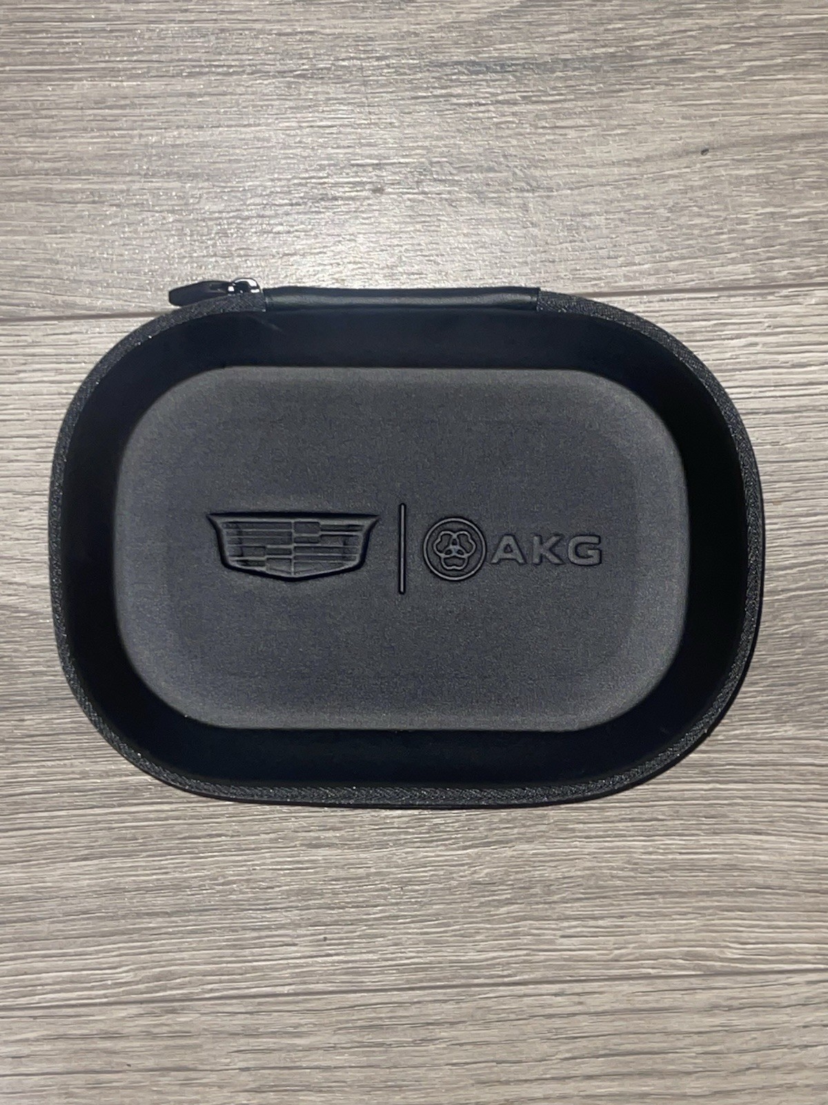 NEW OEM GENUINE PART # 19540629 Bluetooth Headphones with Cadillac Logo by AKG