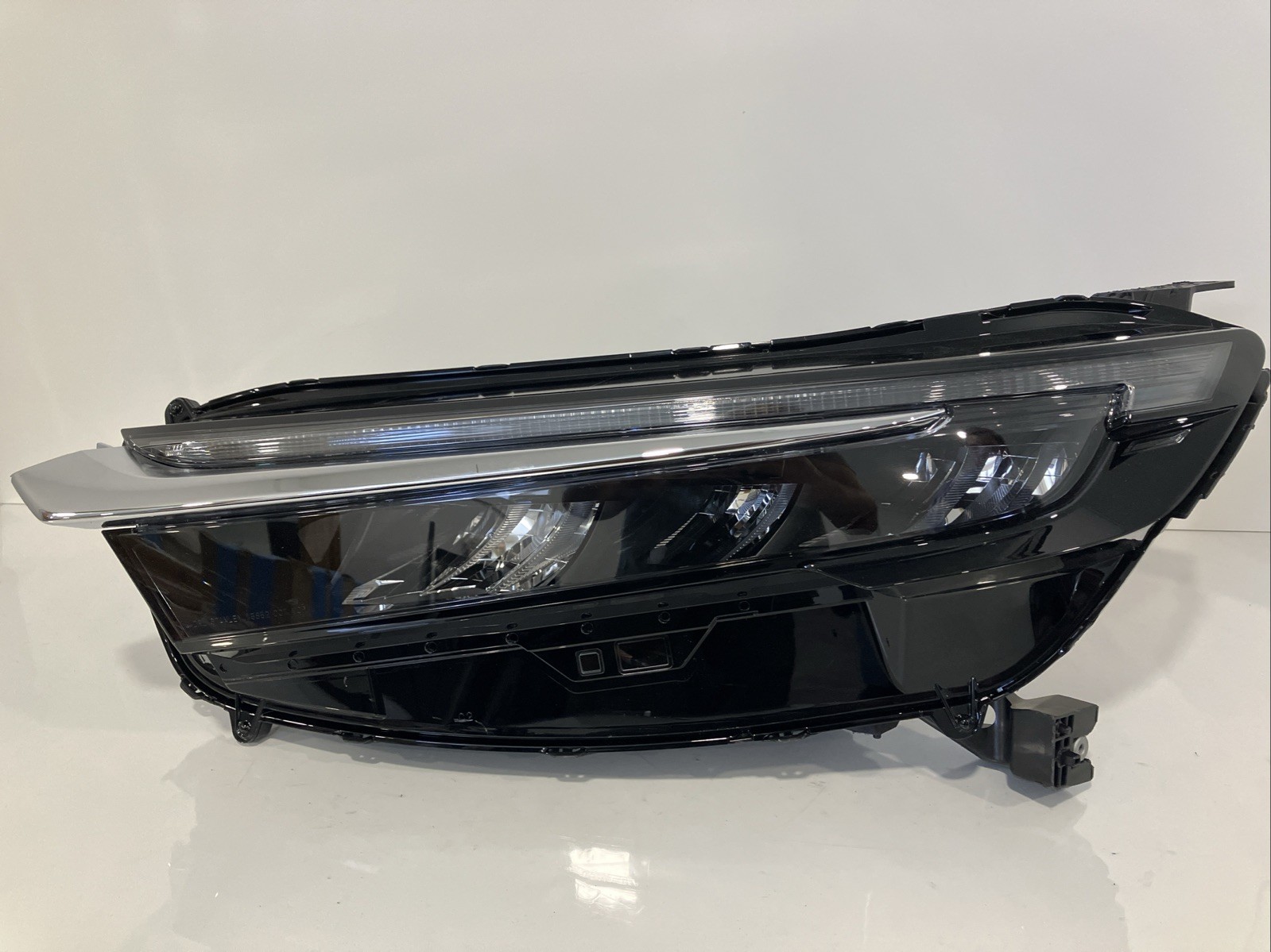NICE 2023 2024 2025 Honda CR-V Driver Left Chrome Trim LED Headlight OEM 9194