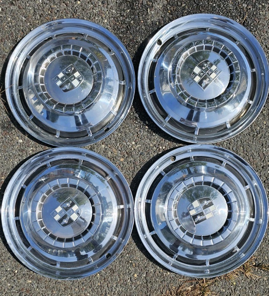 1956–1958 Studebaker Hub Caps Set Model Hawk Commander Starliner Car Wheel
