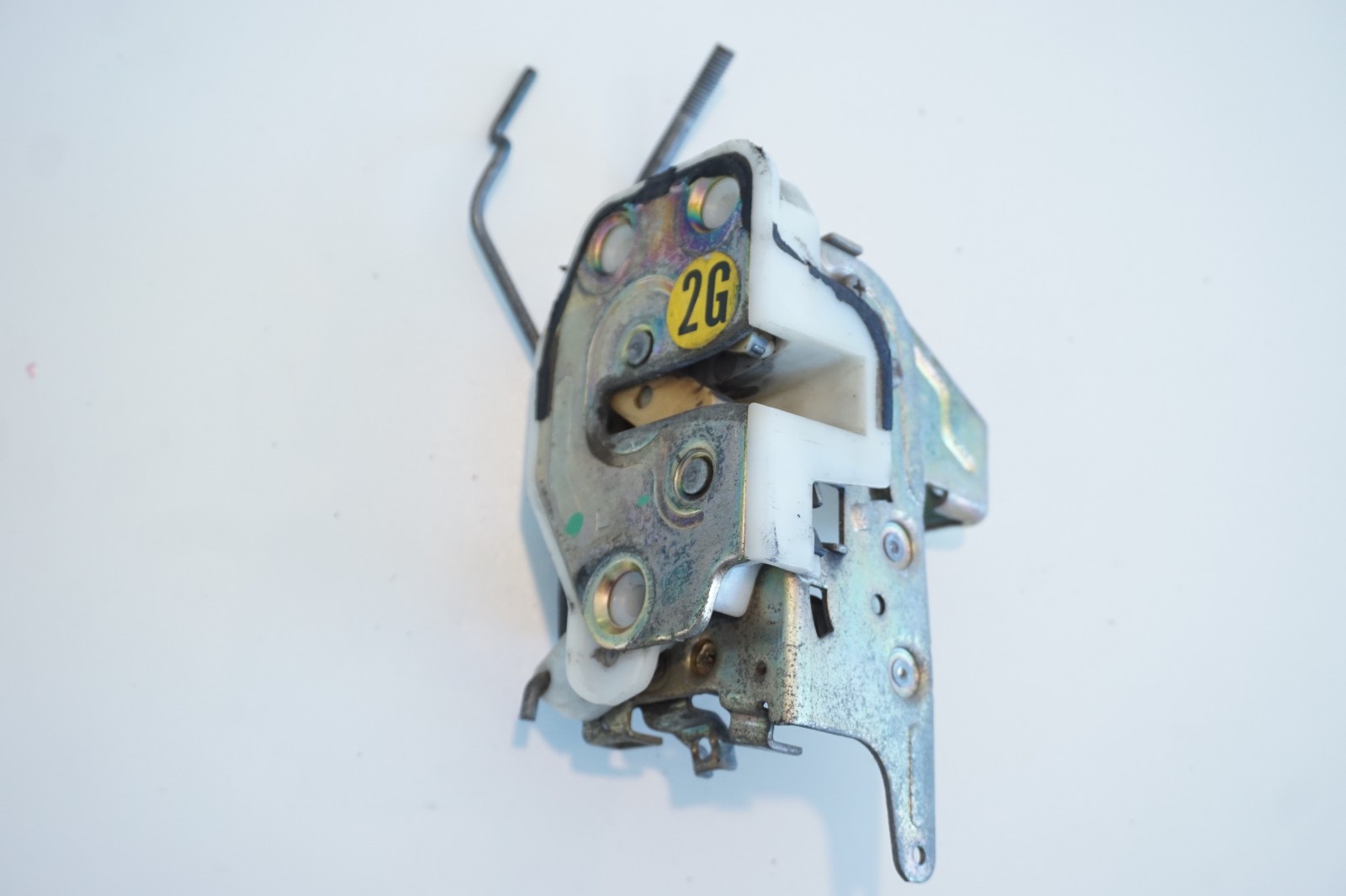 1993 - 97 Honda Del Sol Driver Side Door Latch Manual OEM 1993 - 97 Honda Del Sol Driver Side Door Latch Manual OEM