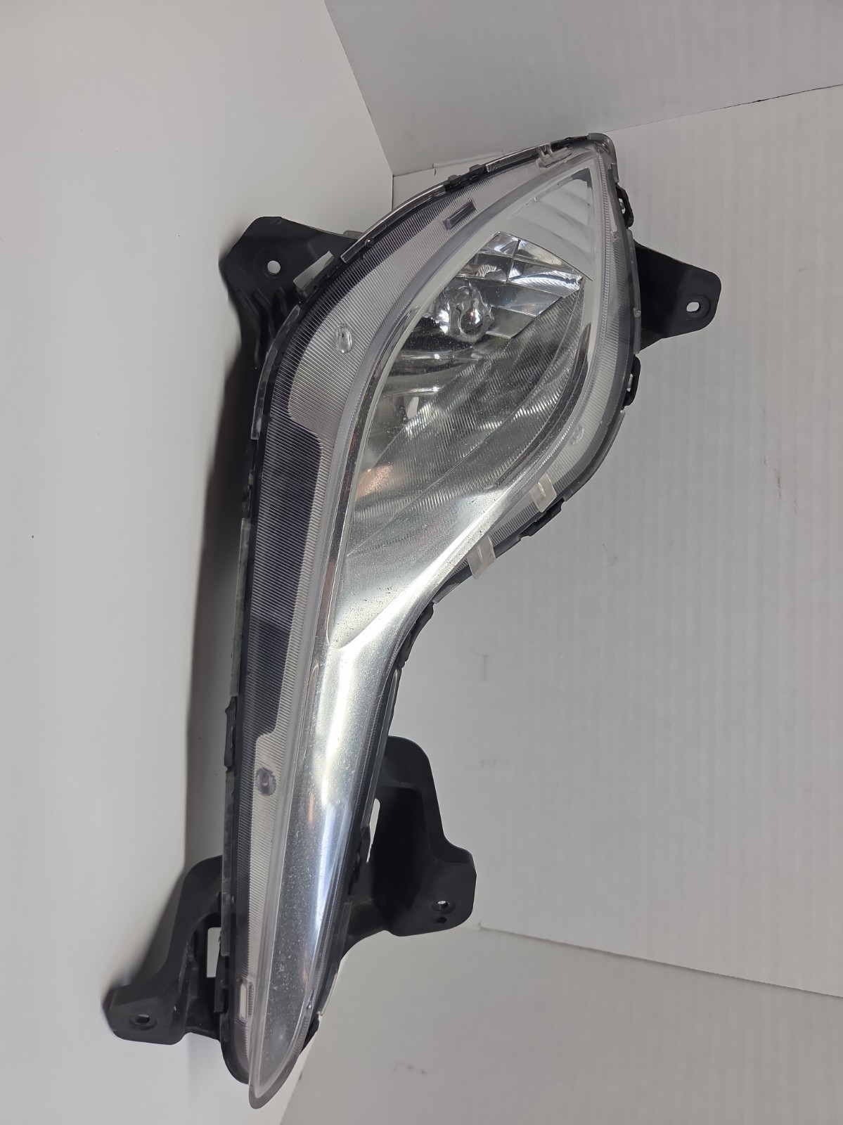 2011-2015 Hyundai Sonata Hybrid Right Fog Light OEM