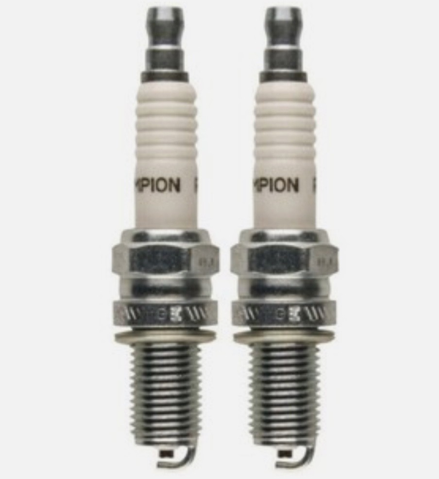 2 champion 810 RA8HC copper spark plugs Harley Davidson 1999 to 2016