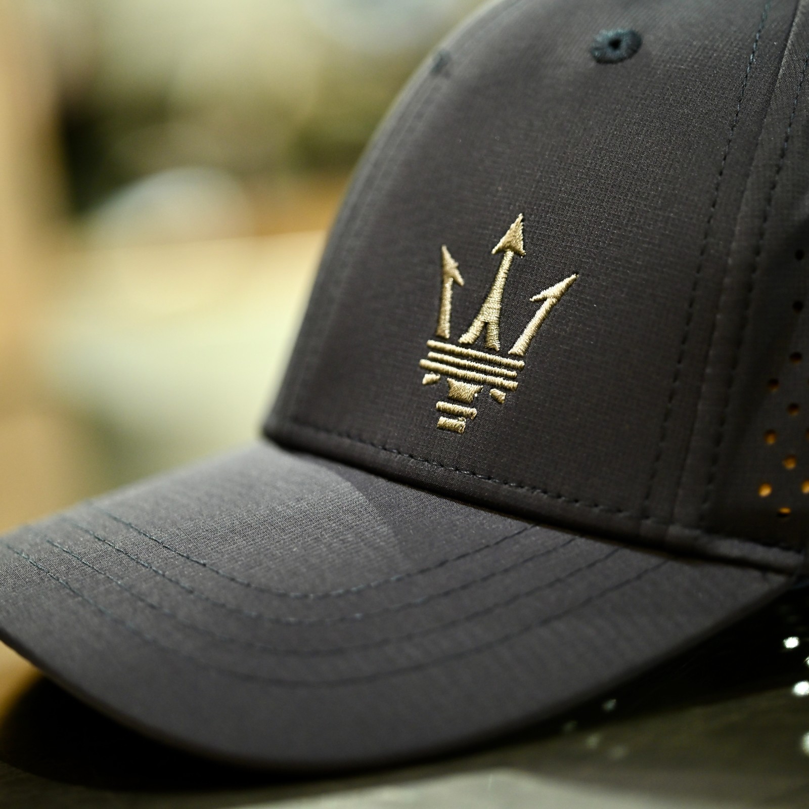 OEM GENUINE BRAND NEW MASERATI TRIDENT LIFESTYLE CAP MAS0451
