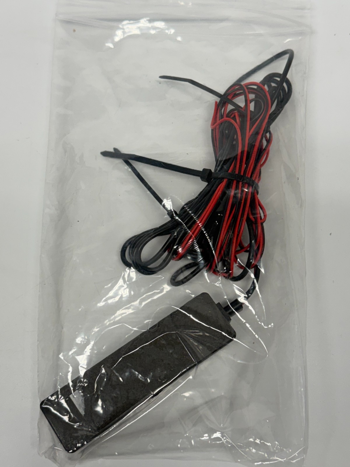 Metra 44-UA20 Amplified Glass-Mount / Hidden / Hide-Away Antenna for AM/FM Bands