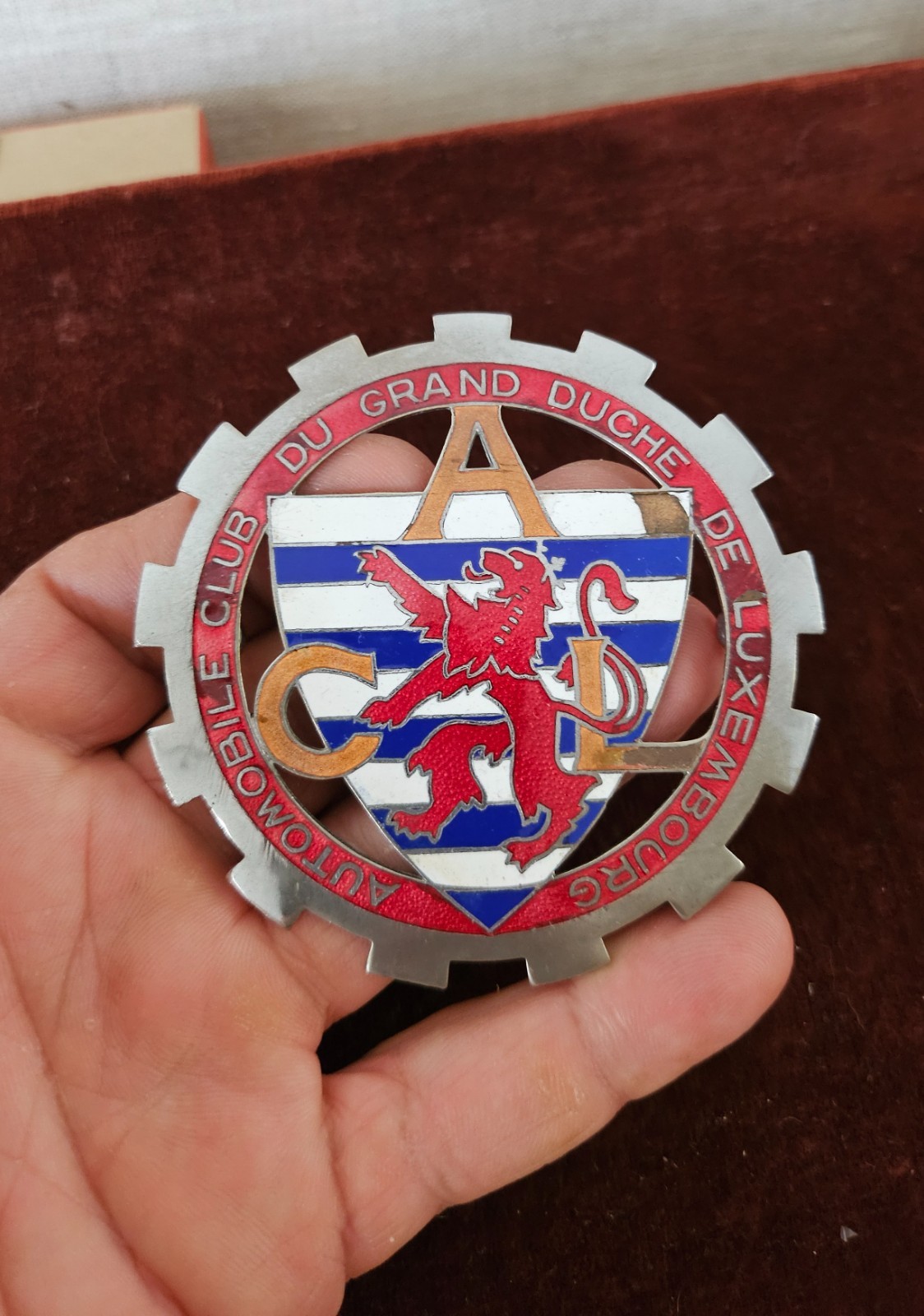 NICE VINTAGE ENAMEL AUTOMOBILE CAR BADGE # AUTOMOBILE CLUB DU LUXEMBOURG