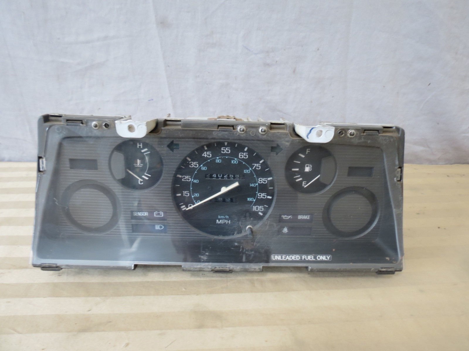 83-86 Nissan Datsun 720 PU Truck Pickup Speedometer Cluster 105 MPH 240k OEM 83-86 Nissan Datsun 720 PU Truck Pickup Speedometer Cluster 105 MPH 240k OEM