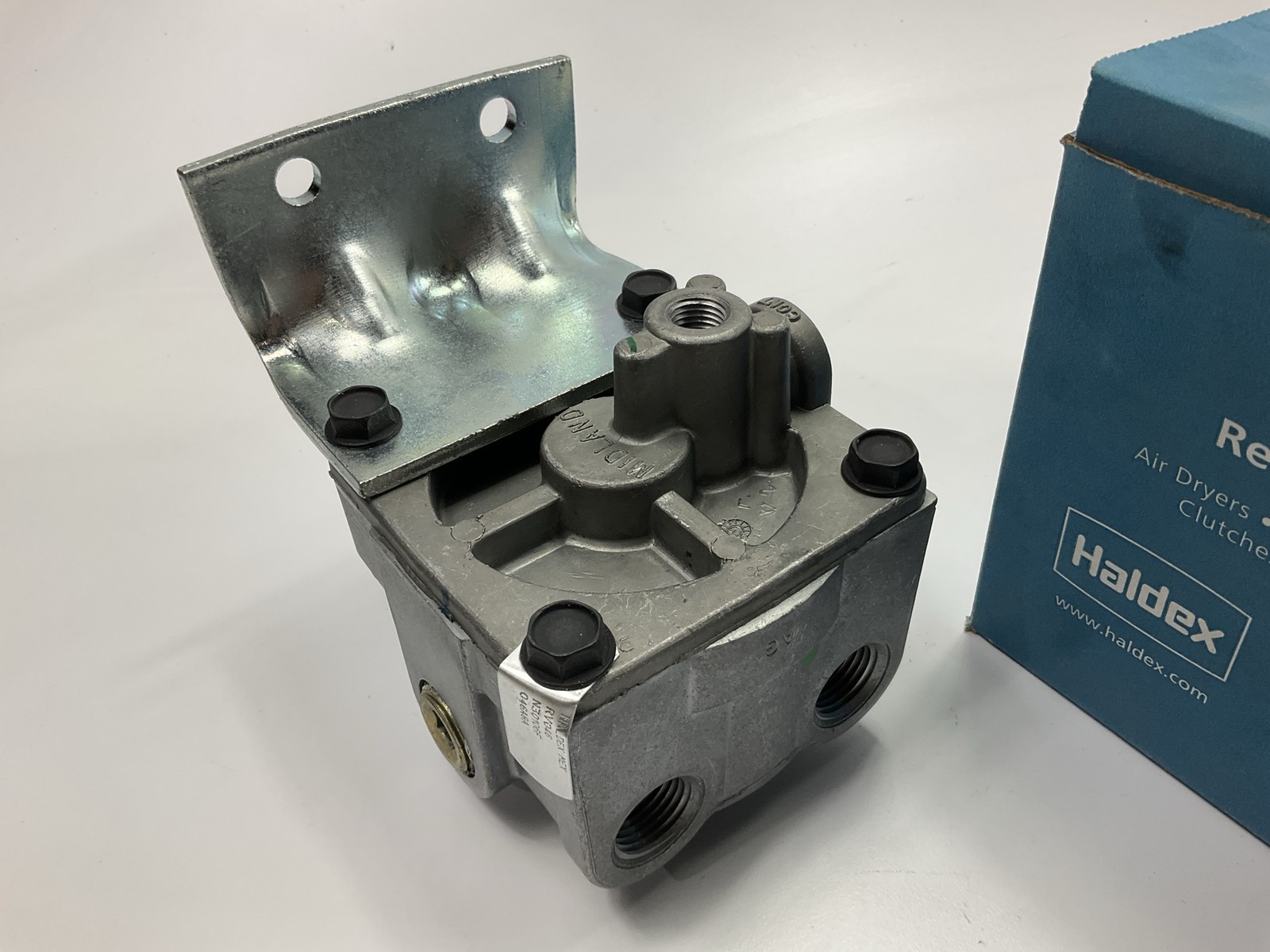 REMAN. Haldex KN28131X Air Brake Relay Valve Replaces # N30106F