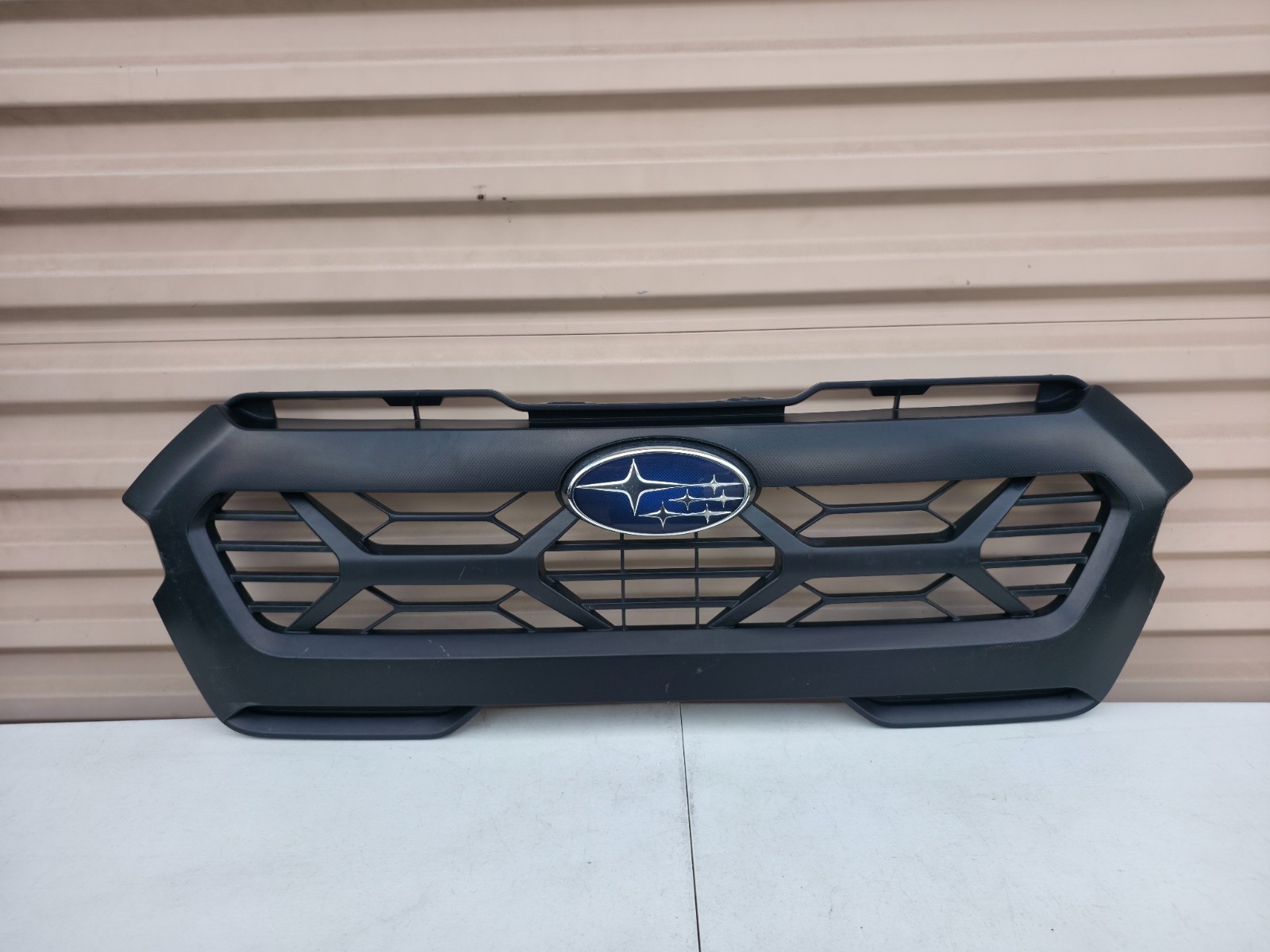 2024 2025 SUBARU CROSSTREK WILDERNESS FRONT UPPER GRILLE OEM