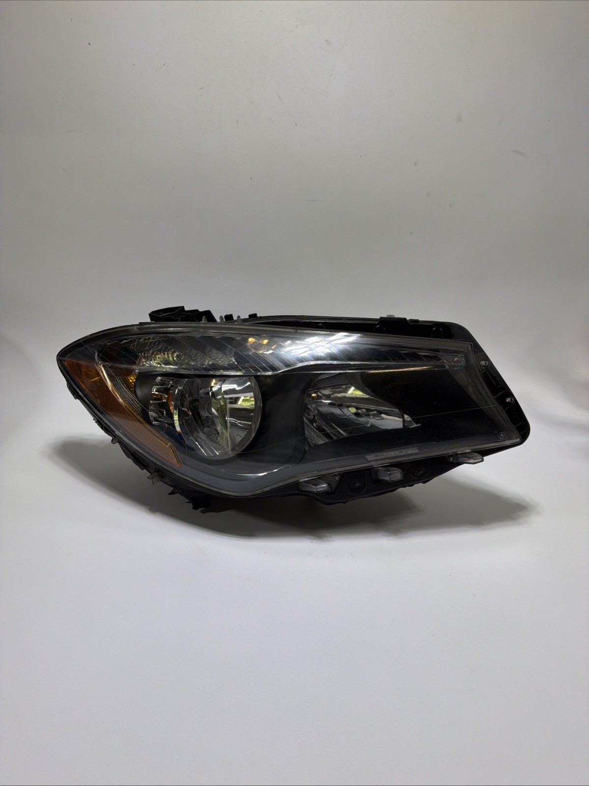 2014-2019 Mercedes-Benz CLA Halogen Right Reflector Headlight A1178200861 OEM