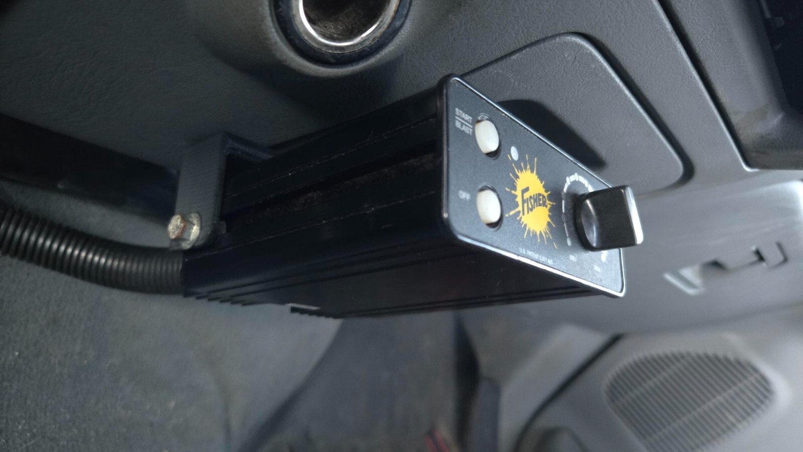 Fisher 28867 110 500 1000 2000 2500 Spreader Caster Control Mounting Bracket Fisher 28867 110 500 1000 2000 2500 Spreader Caster Control Mounting Bracket