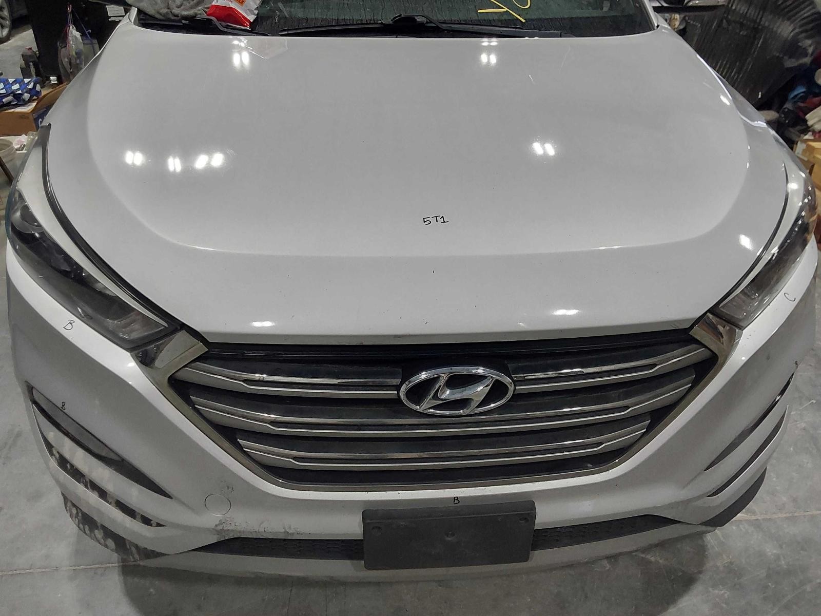 Used Hood fits: 2018 Hyundai Tucson gasoline Grade B