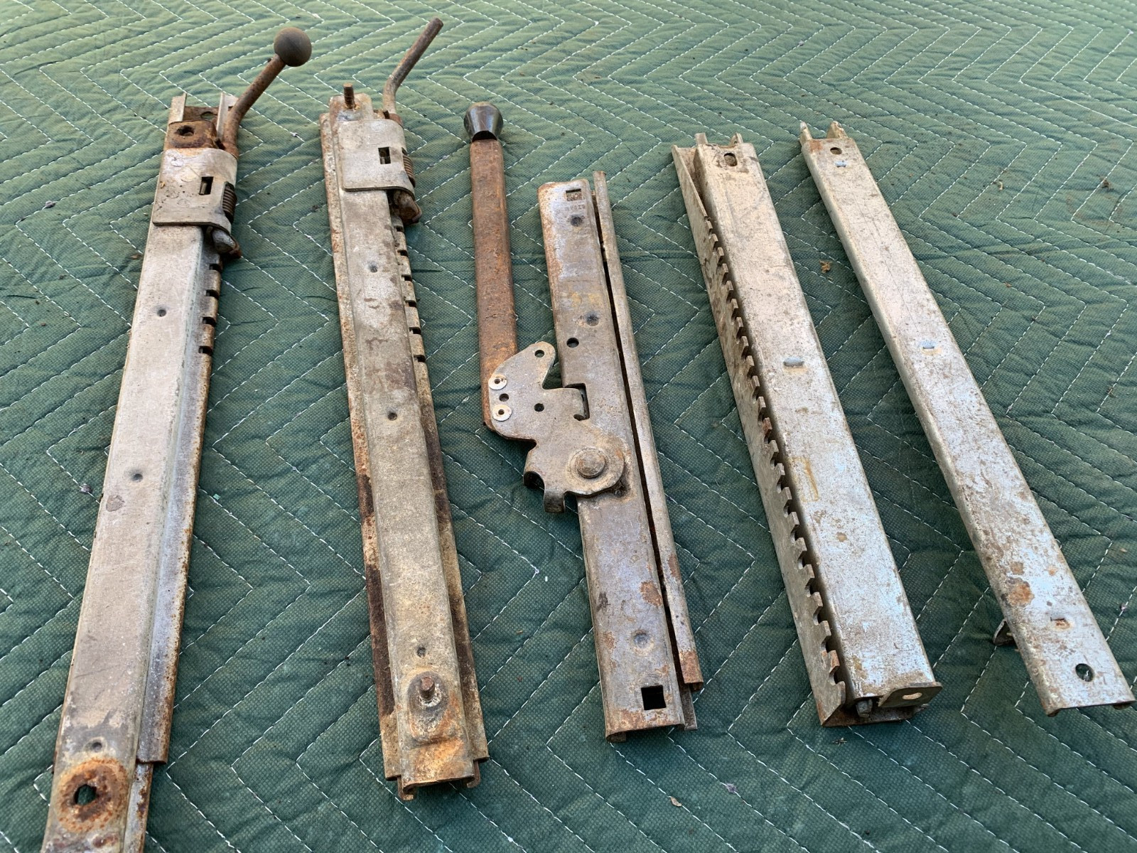 ORIG ALFA ROMEO GIULIETTA  GIULIA SPRINT SPIDER INTERIOR SEAT TRACK PARTS LOT