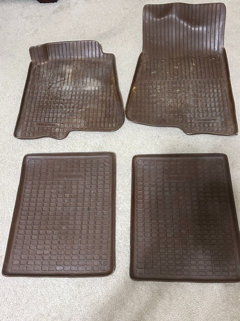 OEM Volvo 240 All-Weather Waffle Brown Floor Mats Trays  242 244 245 IPD RARE