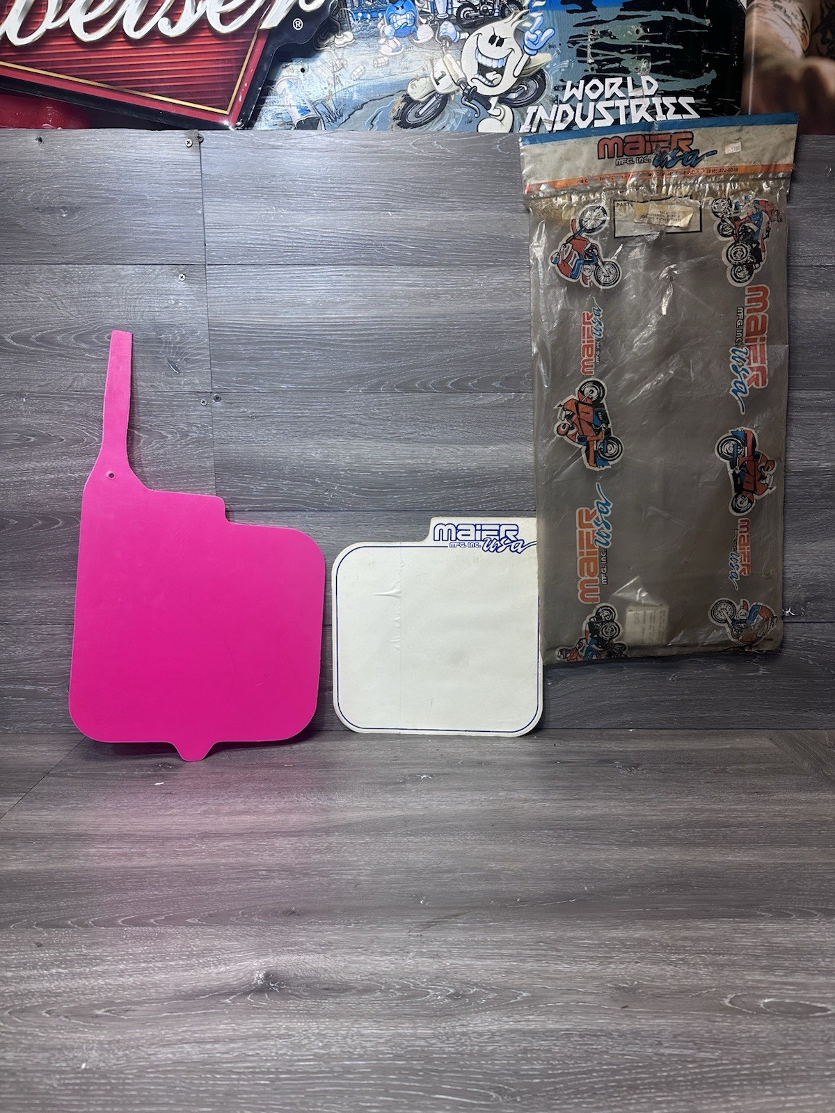 NOS Maier Universal Enduro MX Hot Pink Front Number Plate 4212 4212DR M4212FR NOS Maier Universal Enduro MX Hot Pink Front Number Plate 4212 4212DR M4212FR