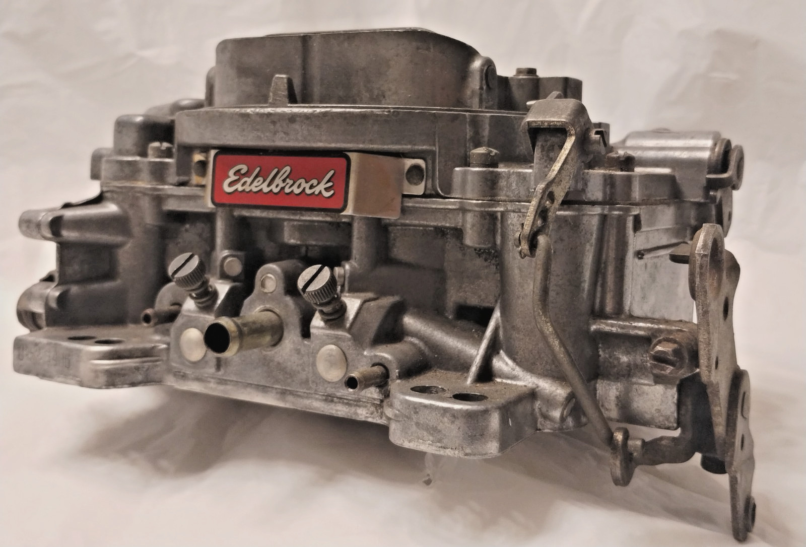 Edelbrock 1406 4 Barrel 600 CFM Carburator USA Edelbrock 1406 4 Barrel 600 CFM Carburator USA