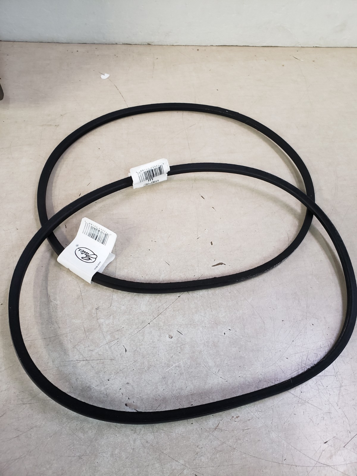 Lot of 2 - Genuine OEM Gates A44 Hi-Power II V-Belt 9002-2044 46\