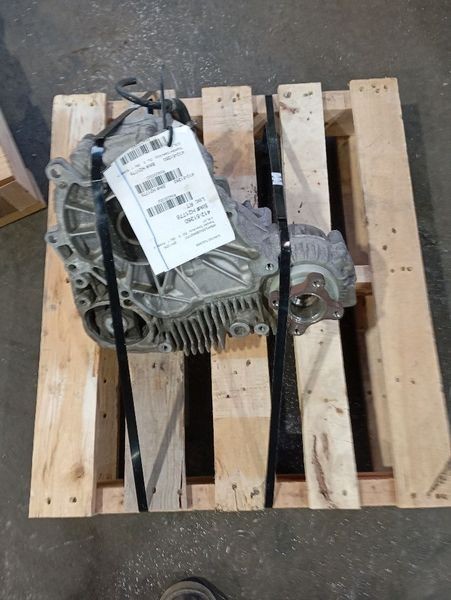 2007-2012 BMW 328i 335i Transfer Case AWD 2007-2012 BMW 328i 335i Transfer Case AWD