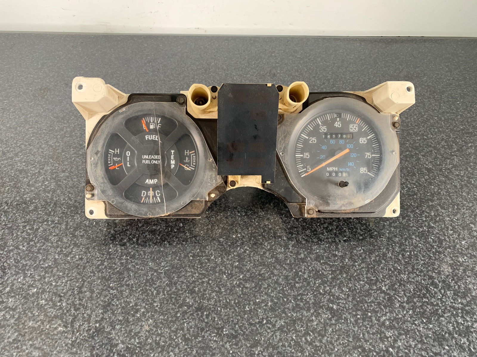 1986-1988 Ford Ranger Bronco II Instrument Gauge Cluster Speedometer 86 87 88 1986-1988 Ford Ranger Bronco II Instrument Gauge Cluster Speedometer 86 87 88