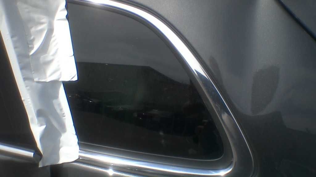 Driver Quarter Glass Privacy Tint Chrome Trim Fits 14-16 CHEROKEE 266307