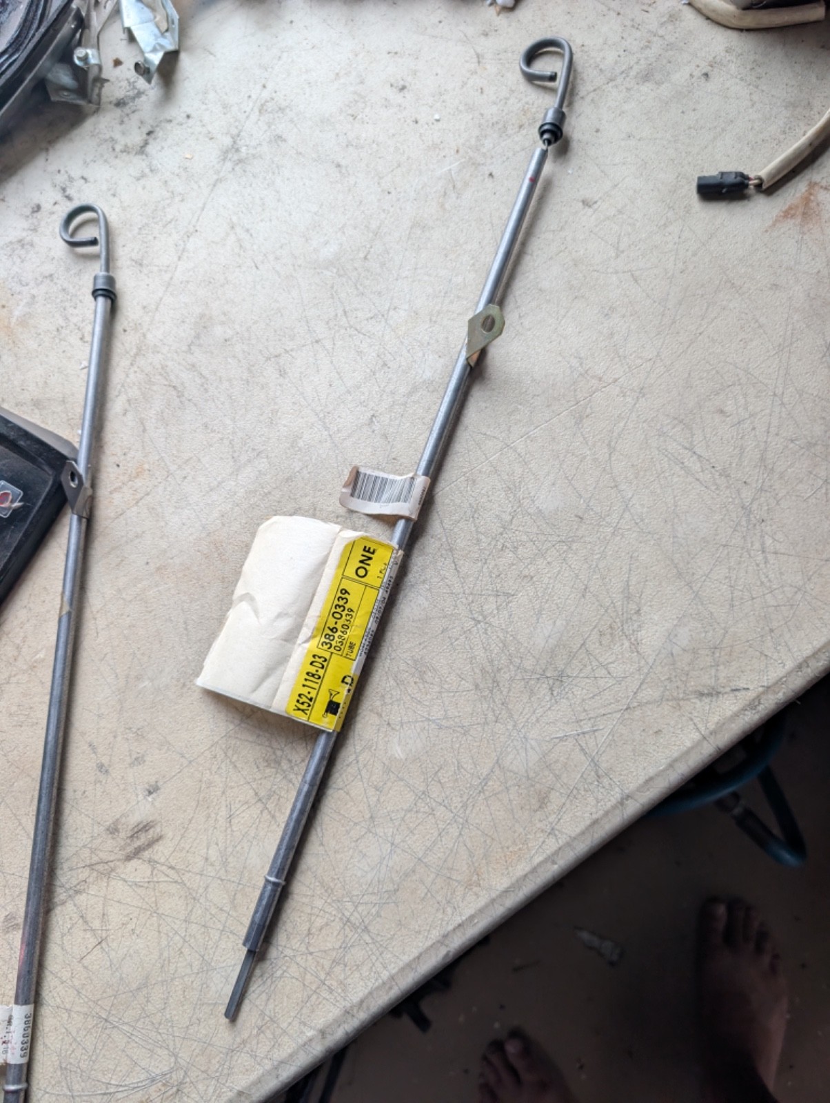 3860339 3862730 NOS GM Small Block Dipstick and Tube 283 307 327 350 1964 - 74 3860339 3862730 NOS GM Small Block Dipstick and Tube 283 307 327 350 1964 - 74