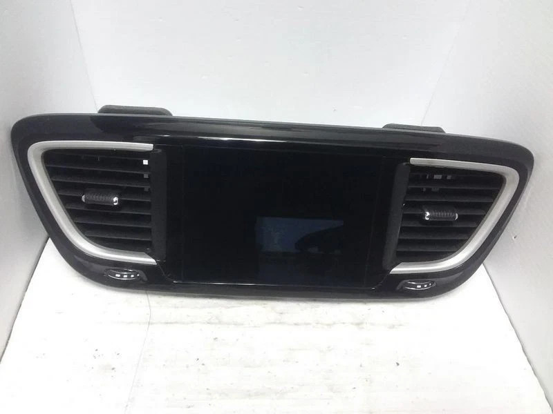 2017 Chrysler Pacifica Front Info Screen Radio GPS Display (ID 68239902) OEM