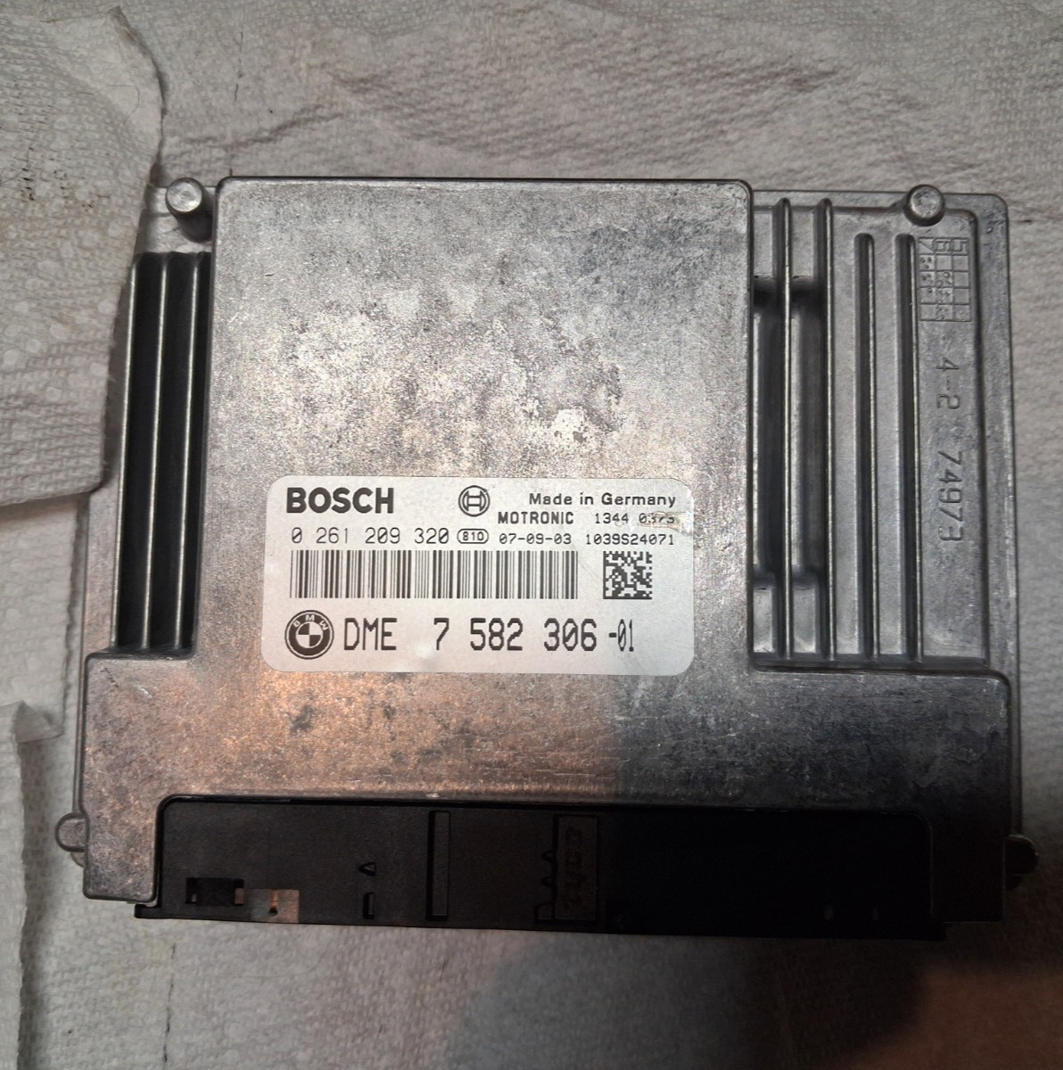 BMW E63 2008-10 650i DME 7582306