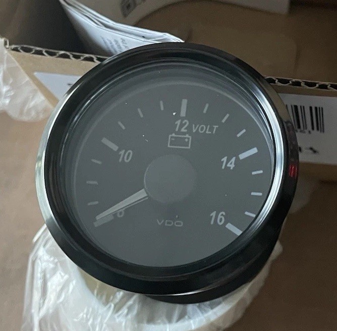 Continental VDO Volt Meter Continental VDO Volt Meter