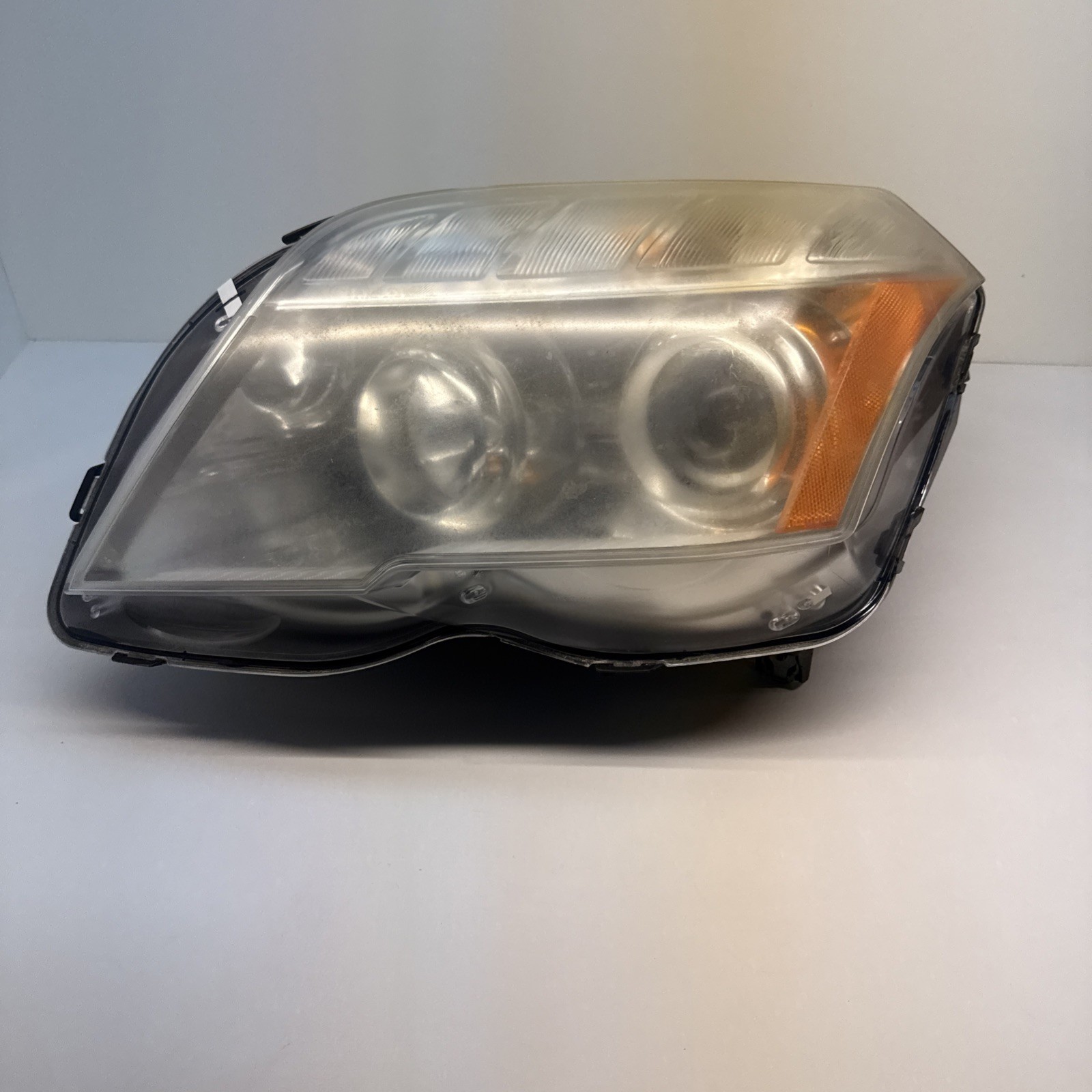 2010-2012 Mercedes GLK-Class GLK350 Driver Side Headlight Lamp OEM 2048207259