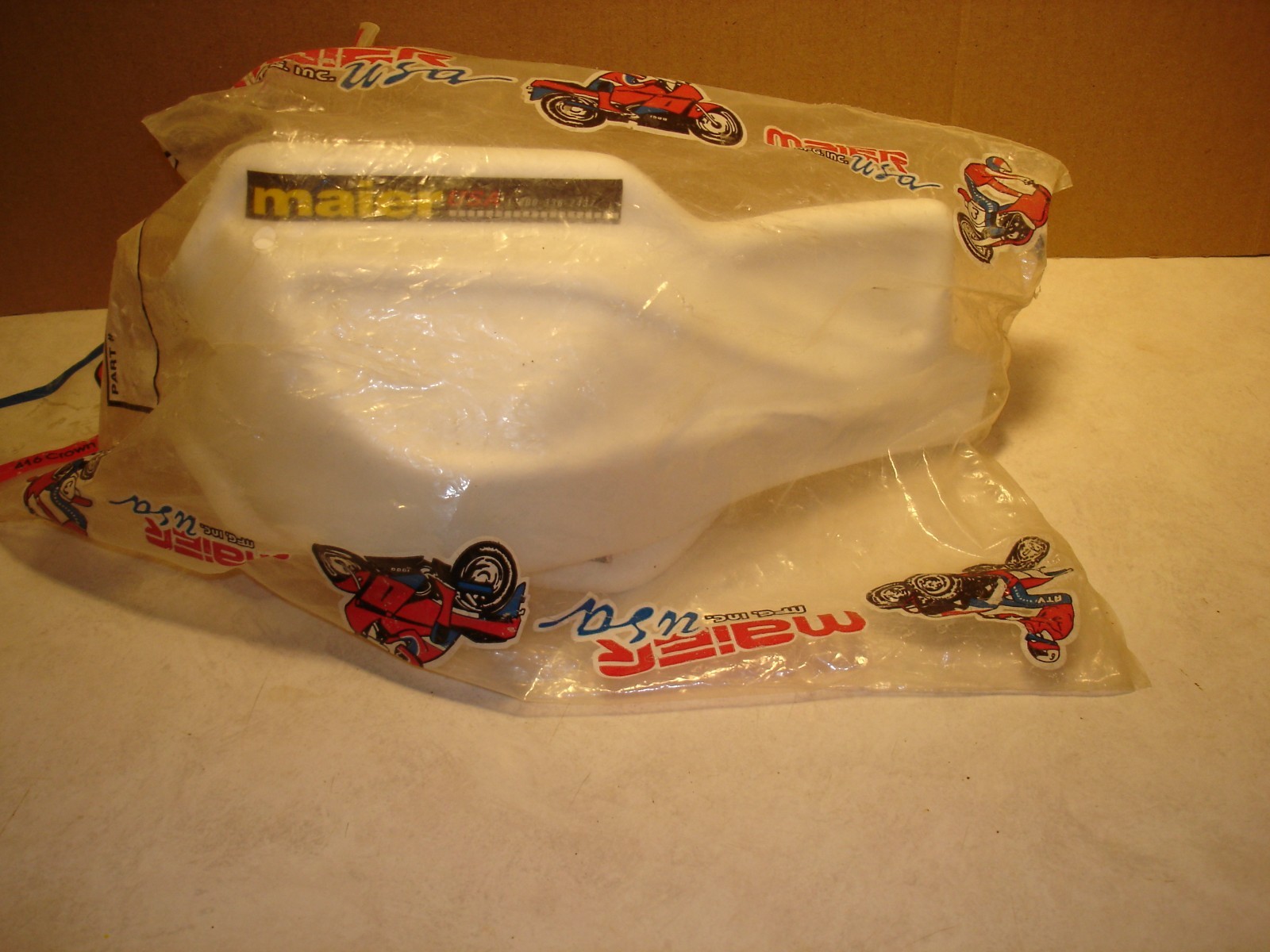 NOS MAIER HAND GUARDS 59514 WHITE 