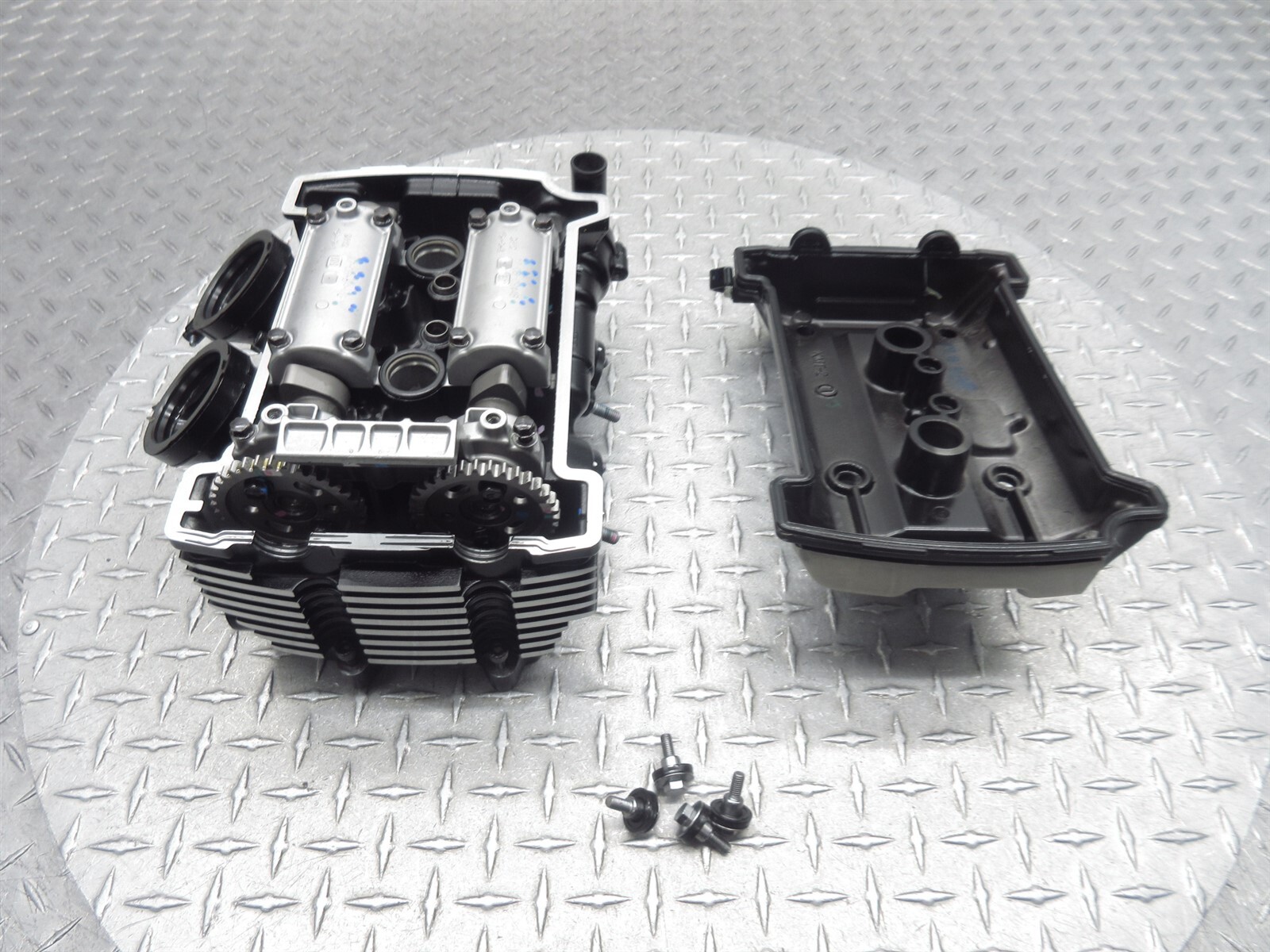 2024 15-24 Kawasaki Vulcan S 650 EN650 Cylinder Head Engine Valve Cover Camshaft
