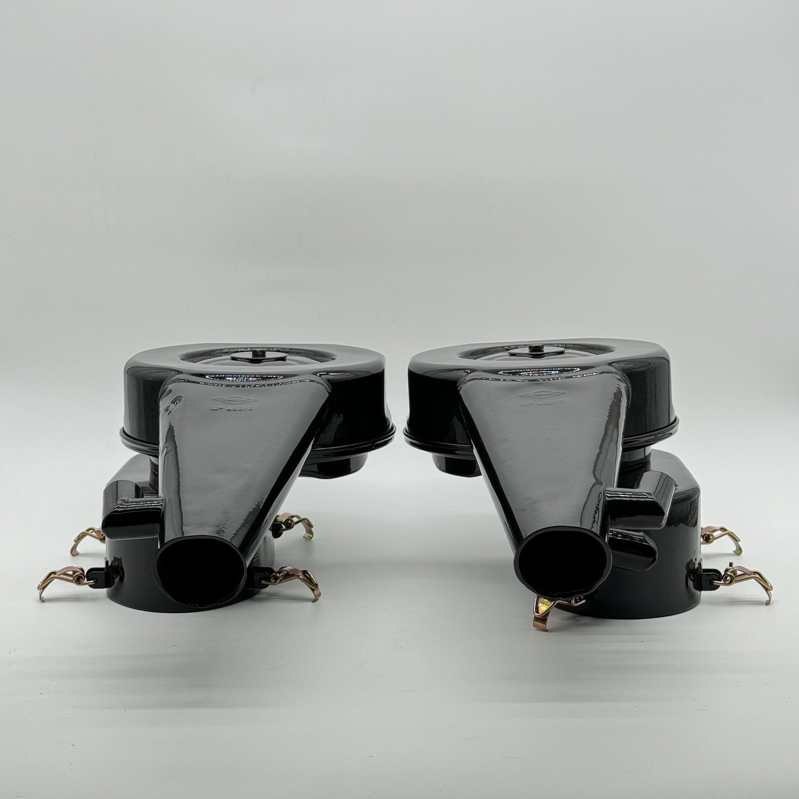 1968-1969 Porsche 912 Air Cleaner Housing Pair KNECHT LP482/2 & LP482/3