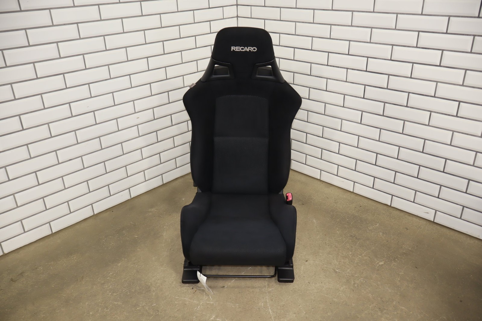 08-15 Mitsubishi Lancer Evo X Right Recaro Front Seat (Black Stain)