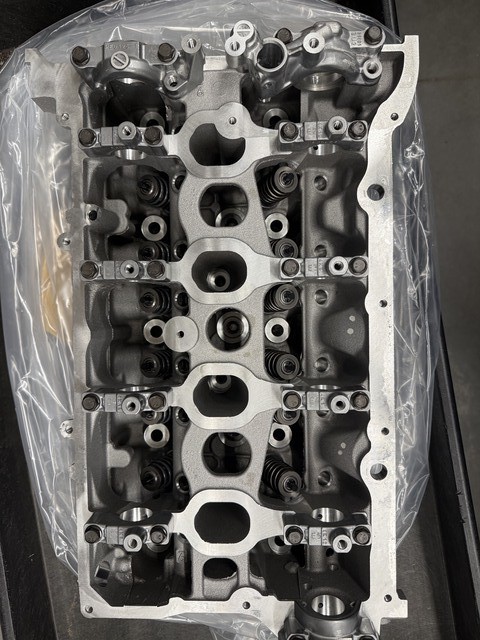 Genuine MAZDA Cylinder Head PYY210SJ0