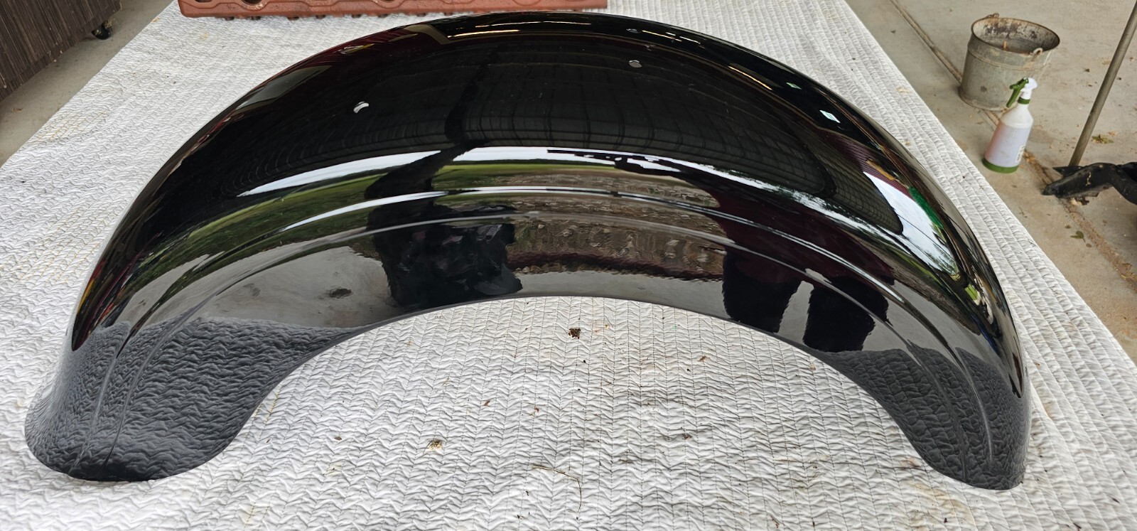 Harley Panhead 48 - 49 - 50 front fender painted HD Vivid Black Harley Panhead 48 - 49 - 50 front fender painted HD Vivid Black