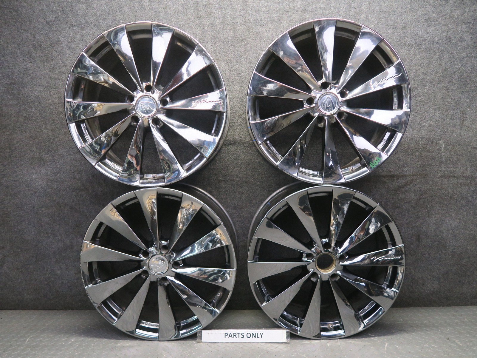 SET OF 4 RAYS VERSUS GENOMA R19 19