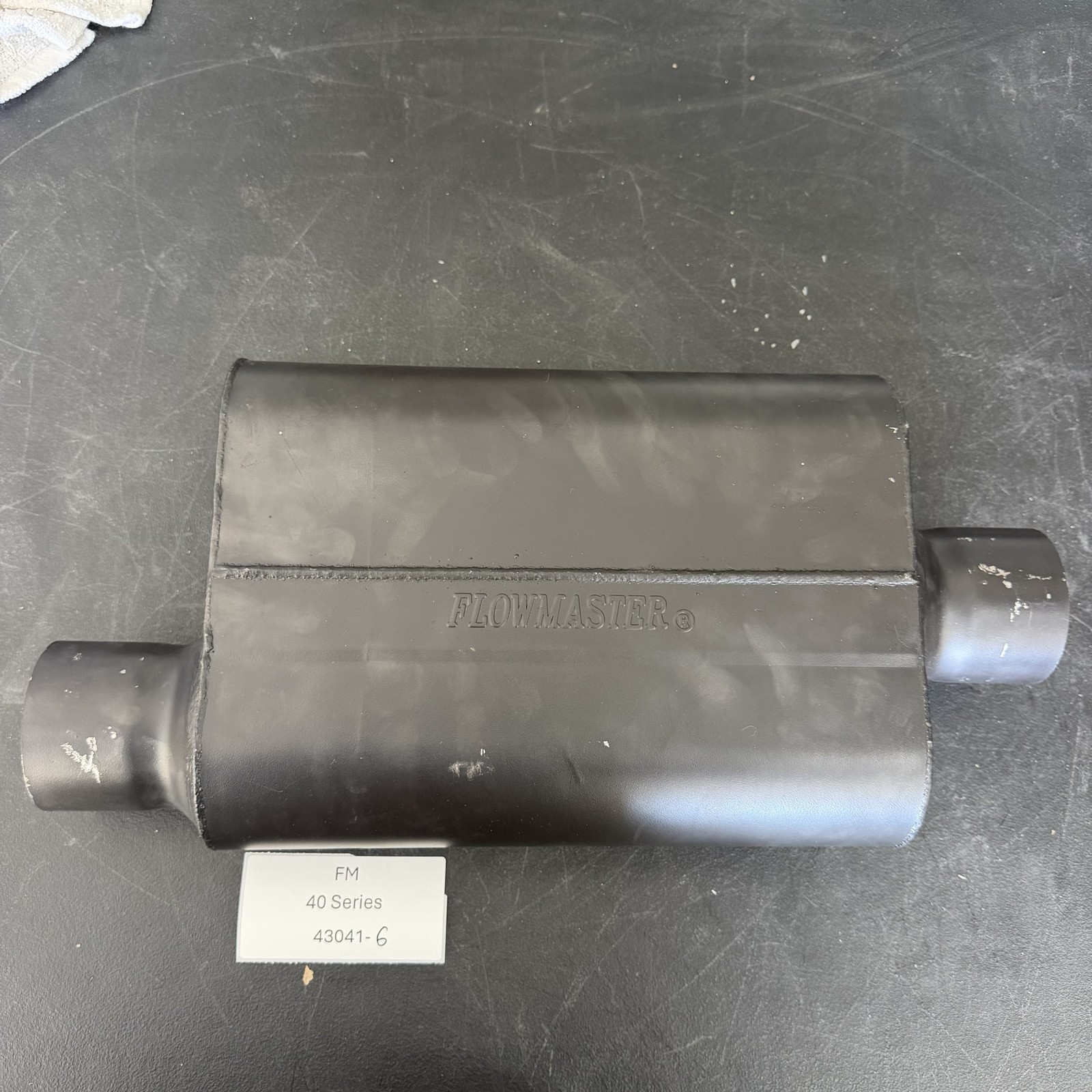 Flowmaster 40 Series Chambered Muffler-Open Box