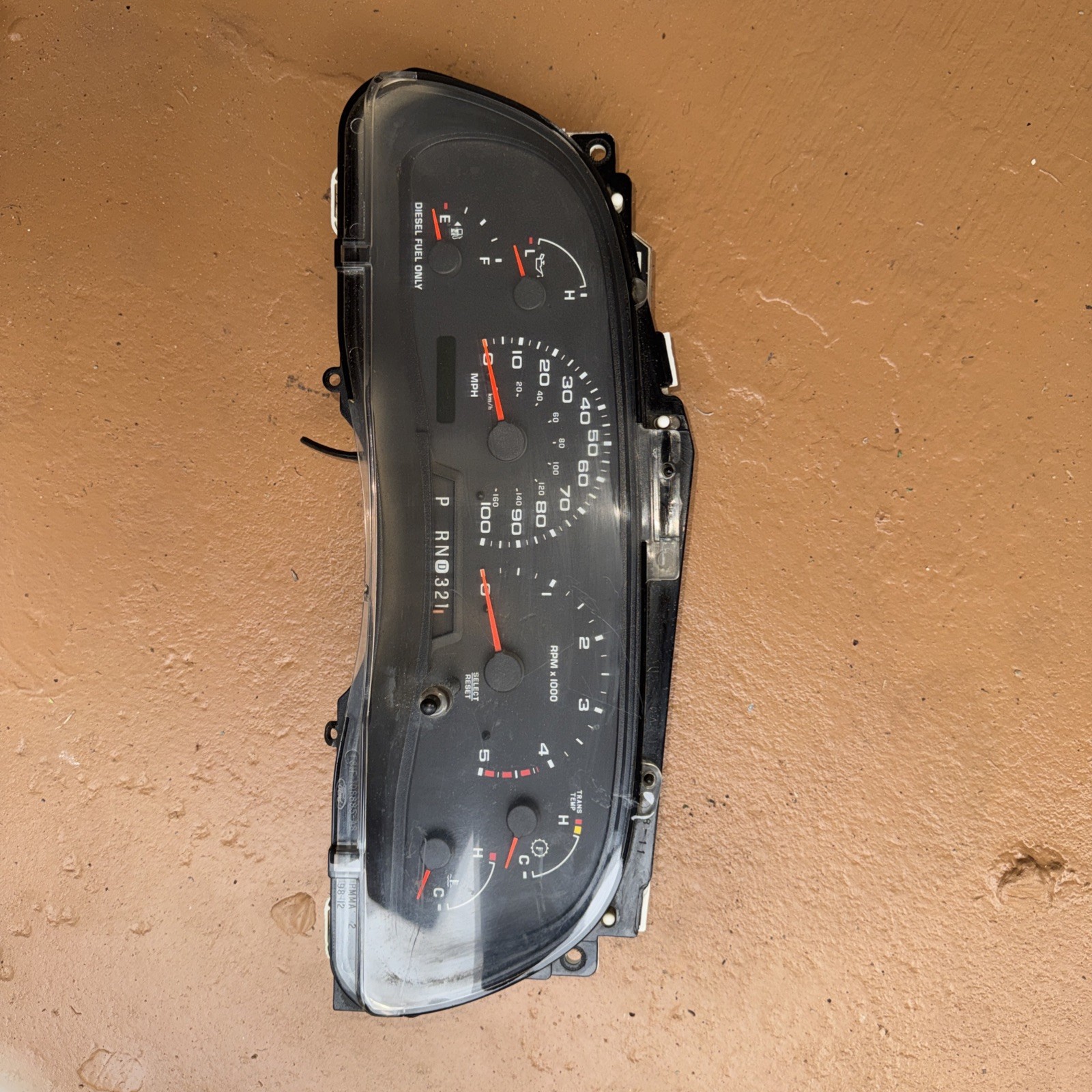 2003-04 Ford F250 F350 Diesel Excursion Speedometer Instrument Cluster Gauges