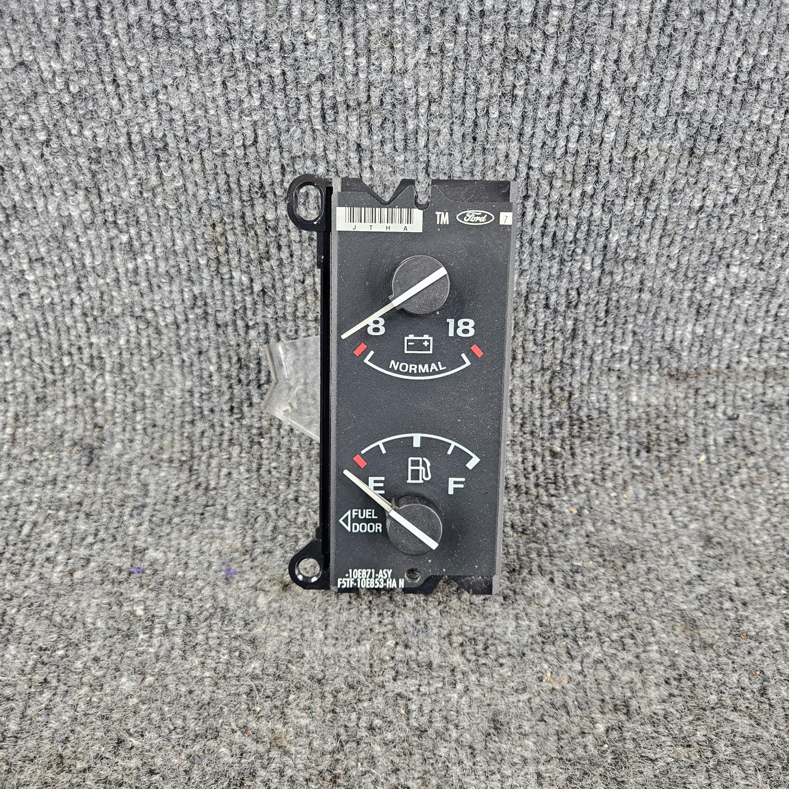 1992-1996 Ford F-150/350 Bronco Fuel Gas Gauge Voltage F5tf-10E853-HA N Oem Used