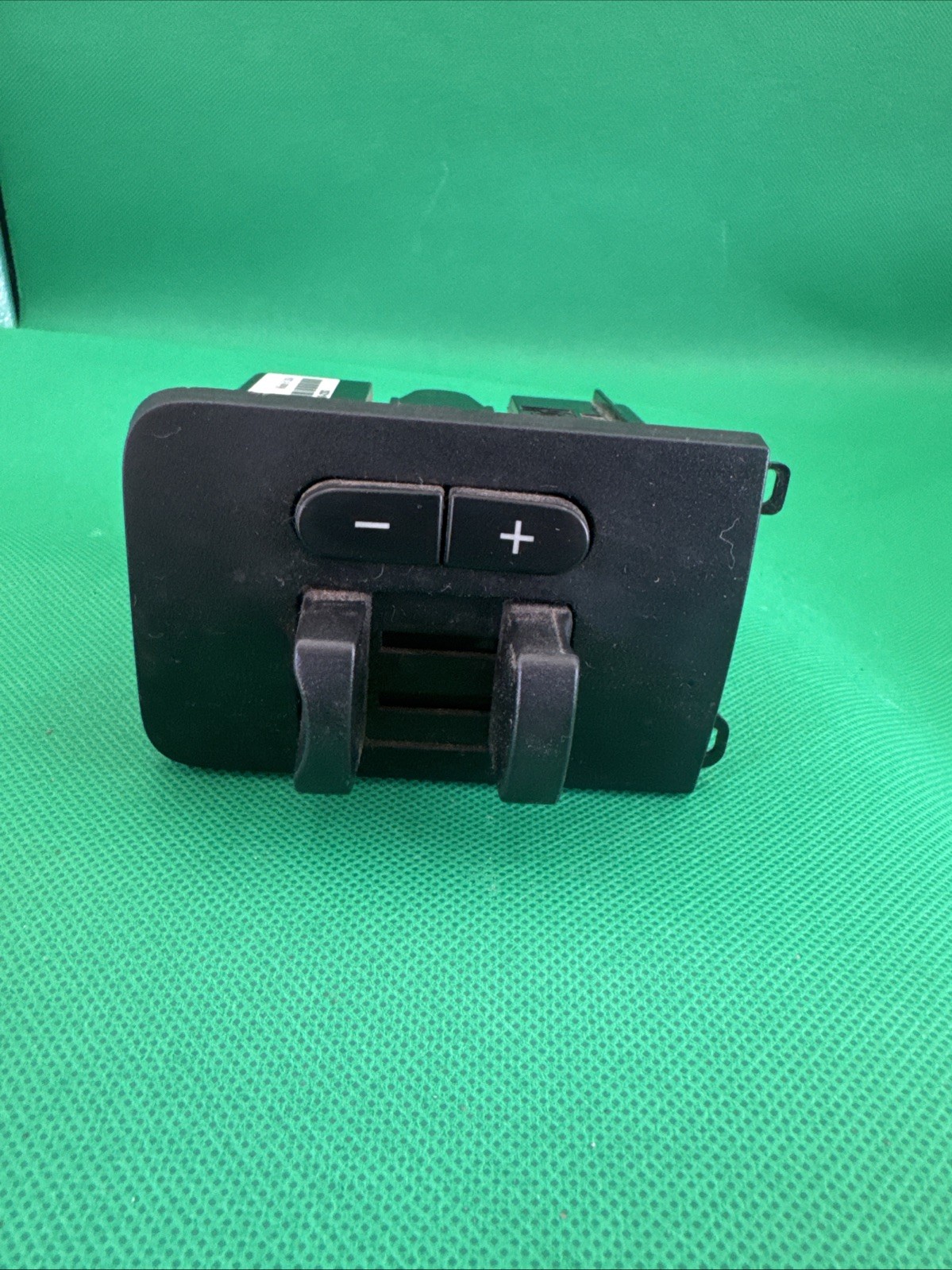 2011-2014 Ford F-250 F-350 Super Duty Trailer Brake Controller BC34-2C006-AG OEM